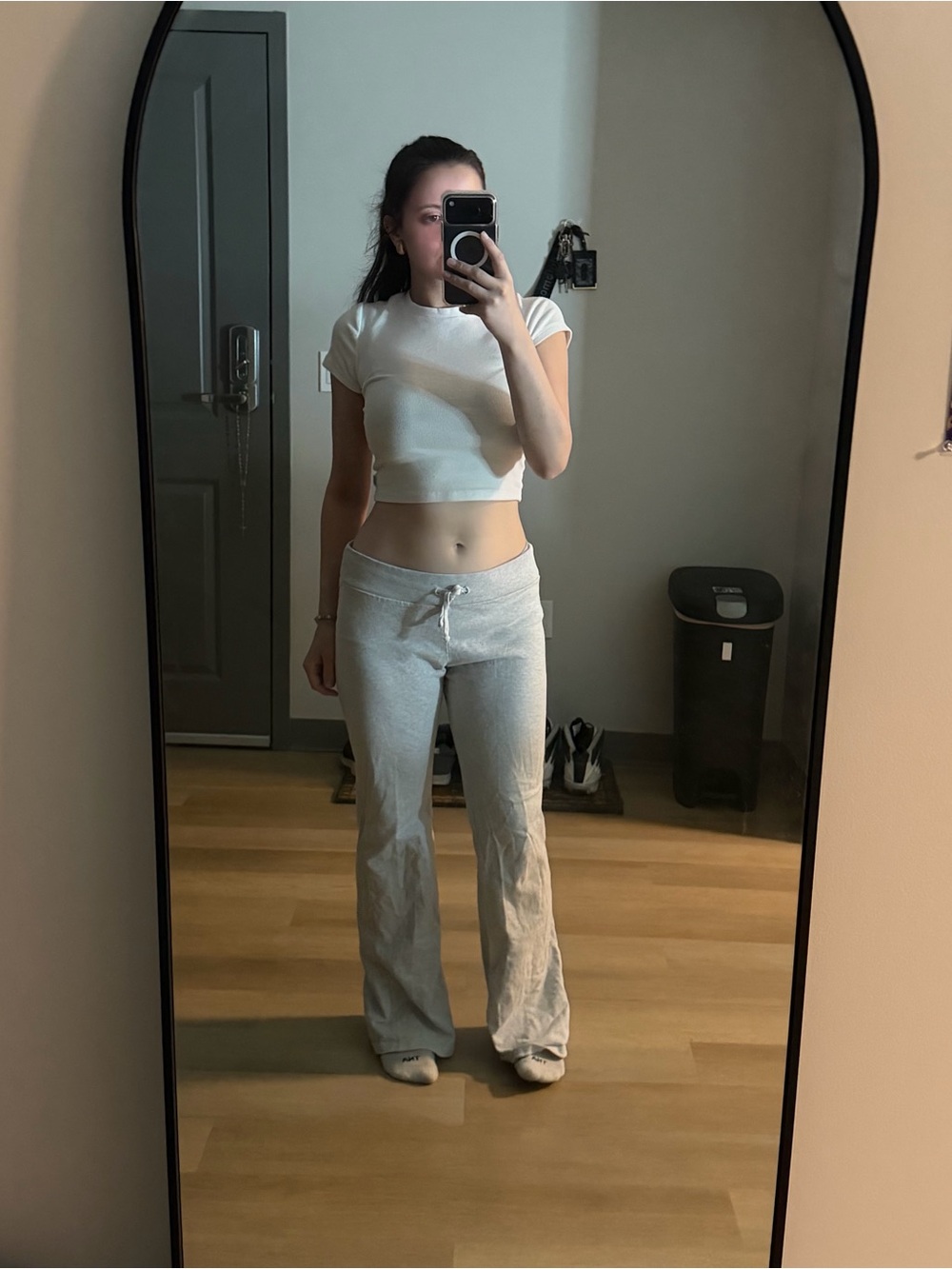 Brandy Melville flare sweatpants - OS (medium)